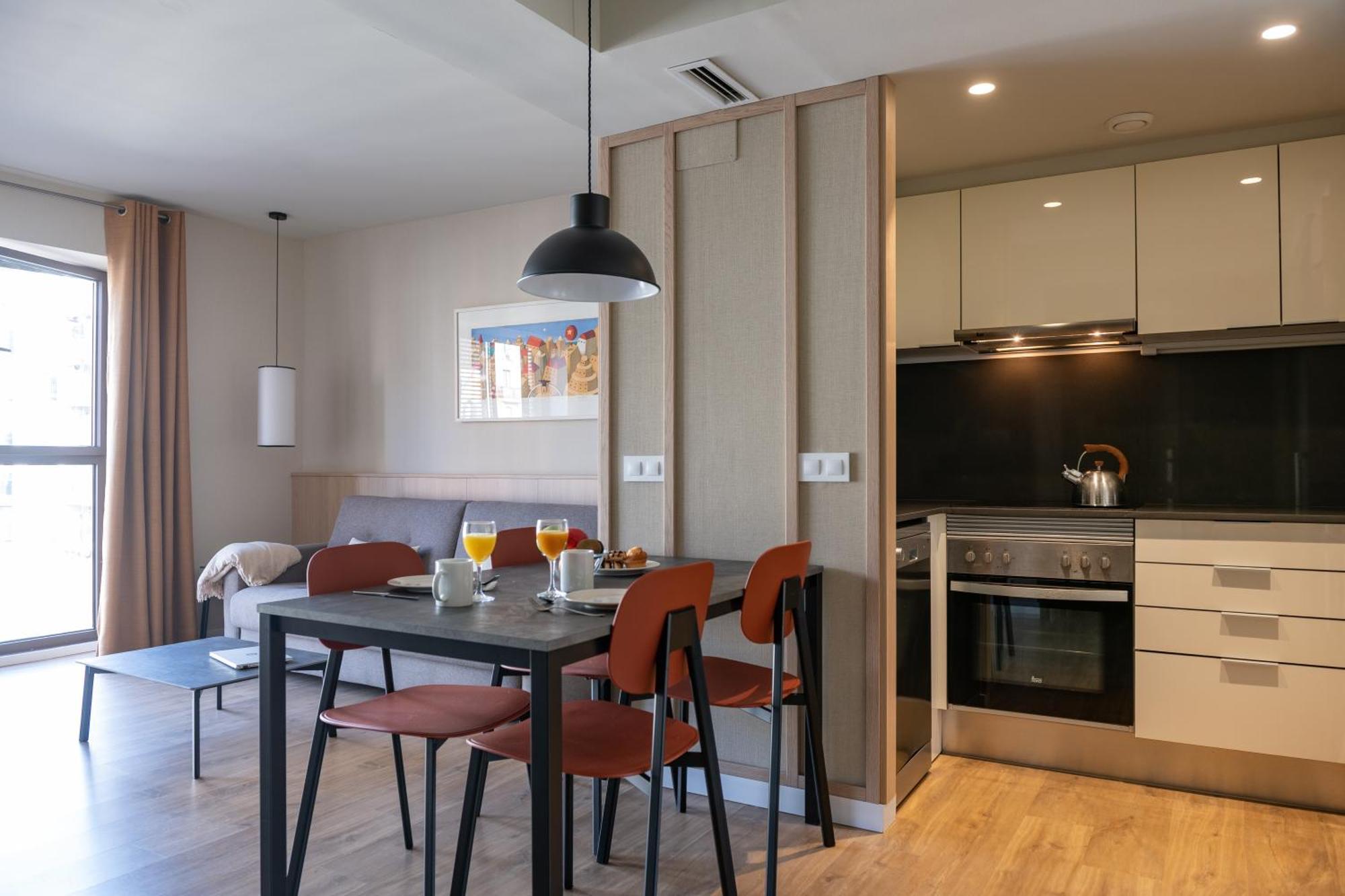 Mh Urban Apartament *